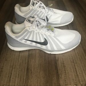 Brand new Women Nike shoes
